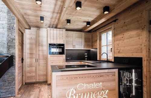 Valle Aurina Ski Chalet | Chalet 'Brunegg' with Mountain View, Wi-Fi and Air Conditioning