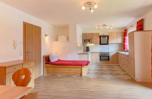 Muhlbach im Pinzgau Apartment | Chalet in Bramberg near Ski Slopes