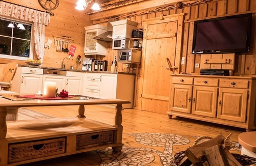 Groebming Apartment | Chalet Lärche - Almdorf im Winkl