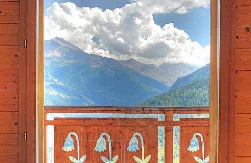 Heremence Ski Chalet | Chalet, sauna, balcony, fireplace or stove, parking, tv, 135m², Thyon