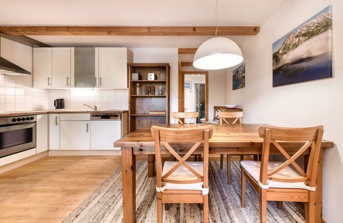 Buerserberg Apartment | Chalet Tschengla