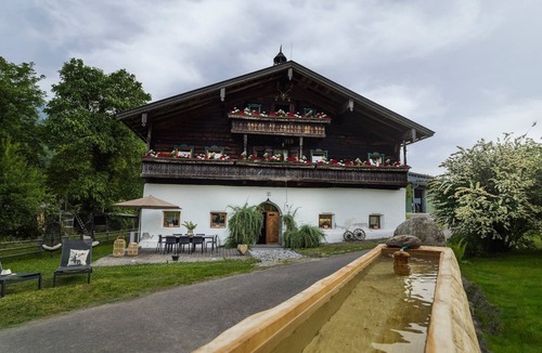 Gries Ski Chalet | Chalet "Wolfbachgut" – Exclusive Retreat with Panoramic Mountain Views