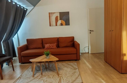 Landstrasse Apartment | Charming 2BR Apt.-Near Bahnhof Rennweg & Belvedere