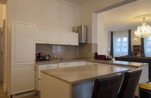 Sankt Ulrich Apartment | Charming 3-Bedroom Apartment in the Heart of Wien