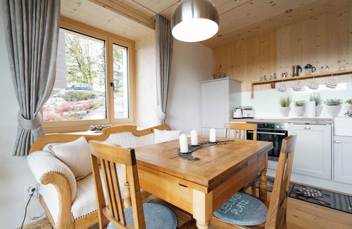 Mitloedi Apartment | Charming Apartment Strohballenhaus in Scenic Amden, Switzerland