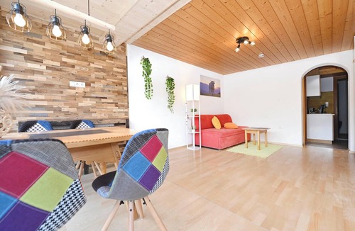 Tschagguns Apartment | Charming Holiday Apartment with magnificent views over the valey