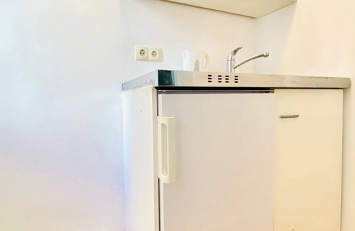 Matzleinsdorf House | Charming Studio Apt @Margareten 15 min to Center