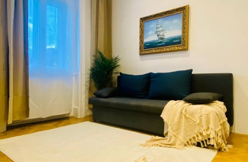 Rudolfsheim-Funfhaus Apartment | Chic 1BR Apt 4 Min to Stadthalle, Near Westbahnhof