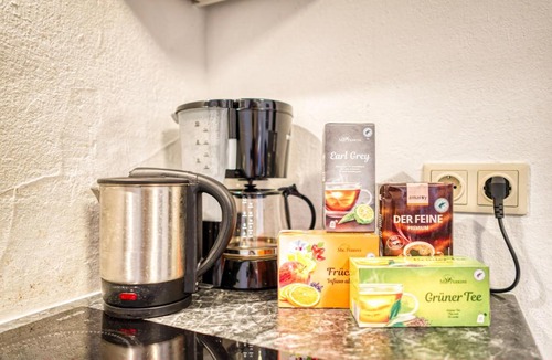 Favoriten Apartment | City Apartment with Netflix, central and near metro, 8