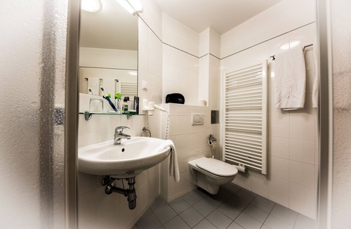 Hietzing Hotel | Club Hotel Cortina
