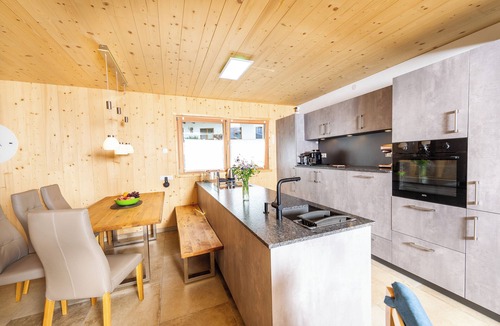 Hinterbichl House | Comfortable vacation home, Virgental Valley, Hohe Tauern National Park. Family friendly