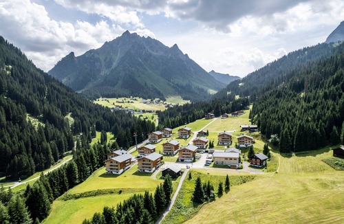 Gargellen Apartment | Comfort 8-person apartment in the holiday park Landal Hochmontafon