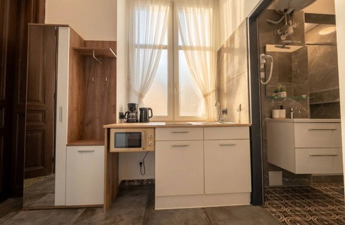 Neulerchenfeld Apartment | Comfortable Apartment | Close to Wiener Stadthalle