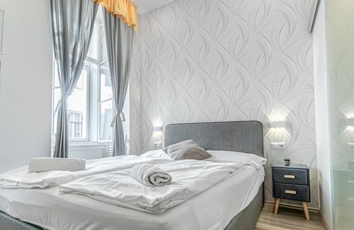 Mariahilf Hotel | Comfortable Hotel Room for 2