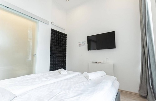 Mariahilf Hotel | Comfortable Hotel Room for 2