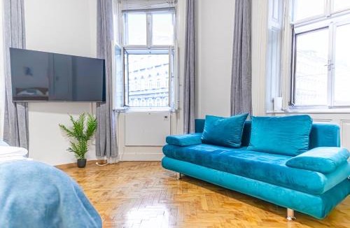 Neulerchenfeld Apartment | Comfy 2BR Apt for Up To 6P, Near Wiener Stadthalle