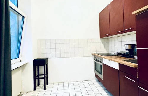 Grinzing Apartment | Comfy Room in a Shared Apt, 10Min to FAC Platz