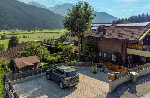 Mittersill Apartment | Cosy apartment for 4 people with WIFI, TV and terrace