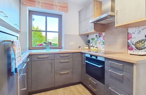 Oberwang Apartment | Cosy apartment for 4 people with WIFI, TV and terrace