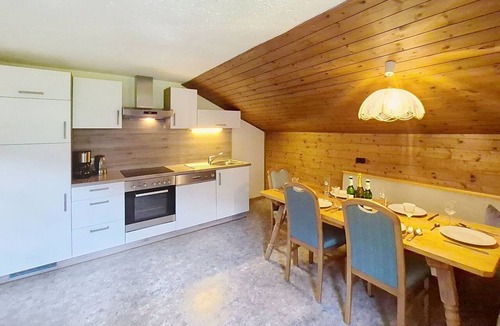 Zellbergeben Apartment | Cosy apartment for 5 people with WIFI, TV and balcony