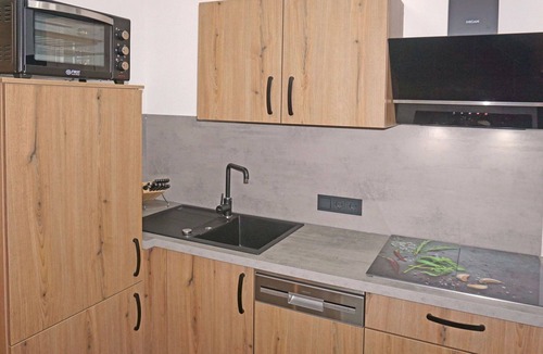 Flirsch Apartment | Cosy apartment for 6 guests with WIFI, TV and patio