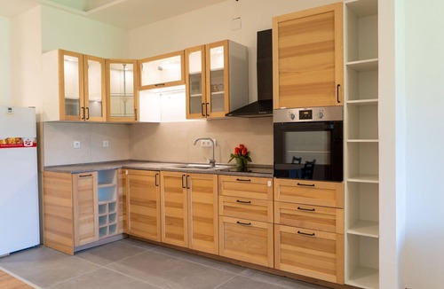Strobl Apartment | Cosy apartment for 6 people with WIFI, TV and patio