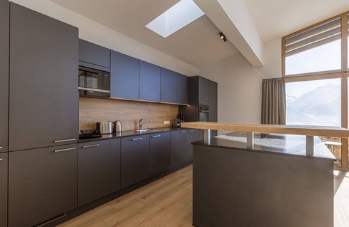 Paß Thurn Apartment | Cosy apartment for 10 people with pool, WIFI, TV and terrace