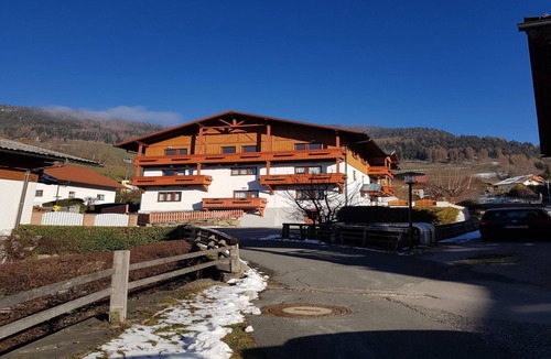 Untertschern Apartment | Cozy apartment near Murkarspitze
