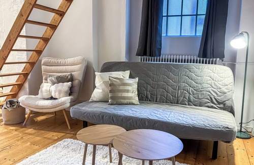 Meidling Apartment | Cozy family apartment with garden & self check-in – close to ski area & nature