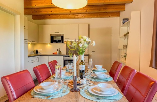 Kotschach-Mauthen Ski Chalet | Cozy holiday home between mountains and lakes