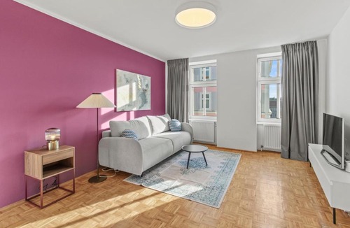 Hernals Apartment | Cozy Living Apartment "Falco" - free parking