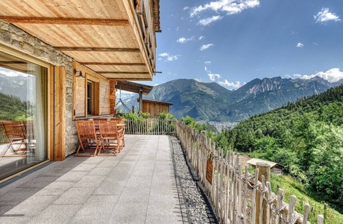Buerserberg Apartment | Dahoam Appartments – 3-Room with terrace Schesa