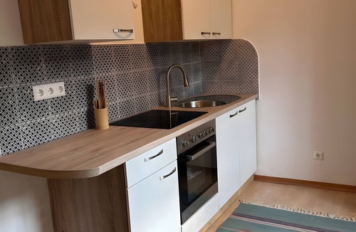 Rossatz-Arnsdorf House | Danube Atelier – The Garden Apartment