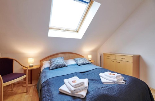 Lutzmannsburg House | DAS BURGENNEST Chalet 6 - Familienchalet für 5 mit privatem Bademantelgang zur Therme