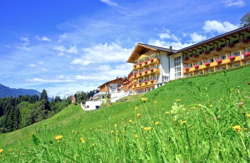 Berg im Drautal House | Deluxe double room for single use, main building - Hotel Glocknerhof