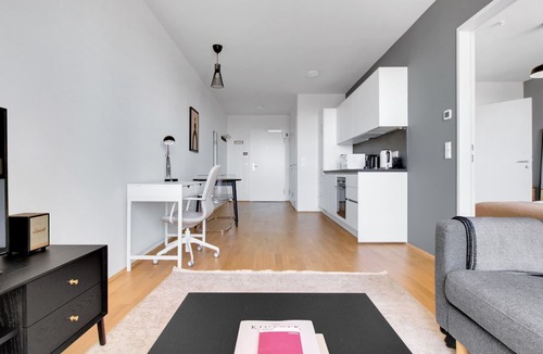 Favoriten Apartment | Deluxe Favoriten 1BR w/Gym & Elevator, steps to Metro, by Blueground