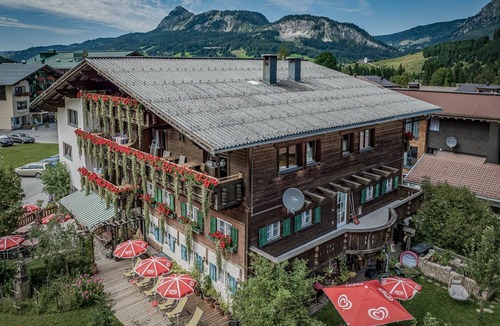 Haldensee Apartment | Doppelzimmer 5 - Gästehaus Elfriede