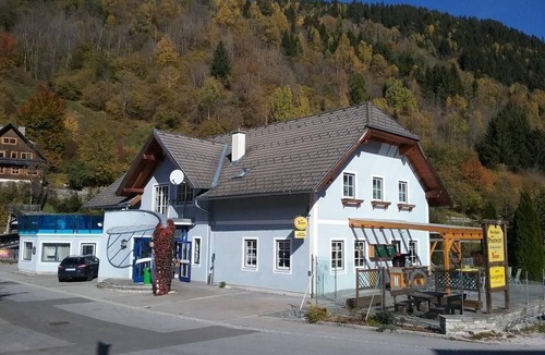 Predlitz-Turrach House | Doppelzimmer, Dusche, WC, Balkon - Gasthof zum Postwirt