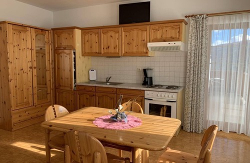 Bodendorf House | Double room, shower, WC, balcony, kitchenette - Otto und Doris Trieb vlg. Lower