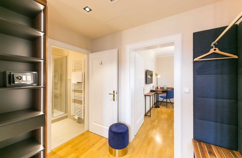 Weiz House | Double Room Business - City Hotel zur goldenen Krone