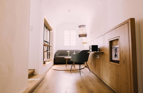 Altstadt House | Double room "large", incl. breakfast - non-refundable rate - arthotel Blaue Gans