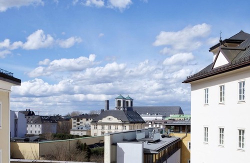 City Centre Salzburg House | Double room, shower or bath, WC - Krone 1512, Hotel