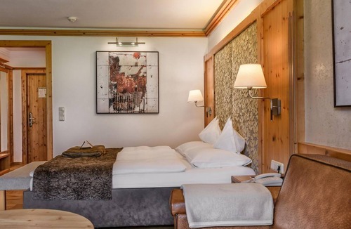 Pertisau House | Double room south (3-6 day rate) - Rieser Achensee Resort