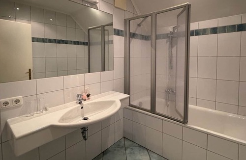Mondsee House | Double Room Without a Balcony 2 - Landhaus Meingast