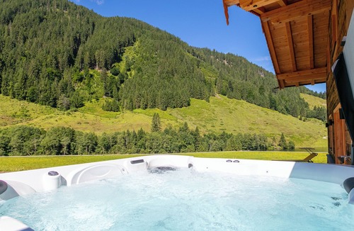 Hopfgarten im Brixental Ski Chalet | Dreamlike chalet in a secluded location in Tirol