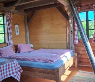 Wolfsbach House | Eichberghütte im Grünen