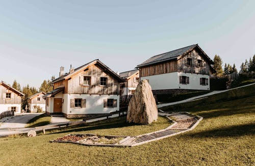 Weisspriach Ski Chalet | Familienurlaub am Fanningberg Wanderwege und Pisten Direkt vor der Chalet - Tür