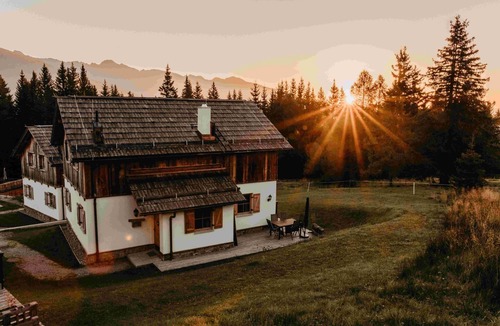 Weisspriach Ski Chalet | Familienurlaub am Fanningberg Wanderwege und Pisten Direkt vor der Chalet - Tür