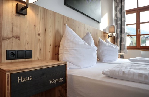 Weyregg am Attersee House | Familienzimmer FZ3 - Haus Weyregg - Frühstückspension