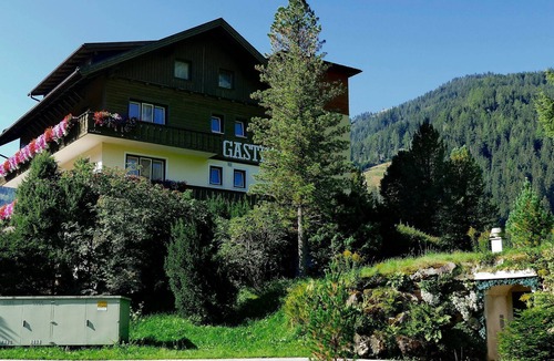 Donnersbachwald Apartment | Family and multi-bed room with shower for 4 pers. - Inn/Pension/Apartment zur Gams
